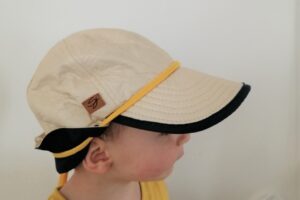 Casquette anti-UV enfant "Mini Happy"